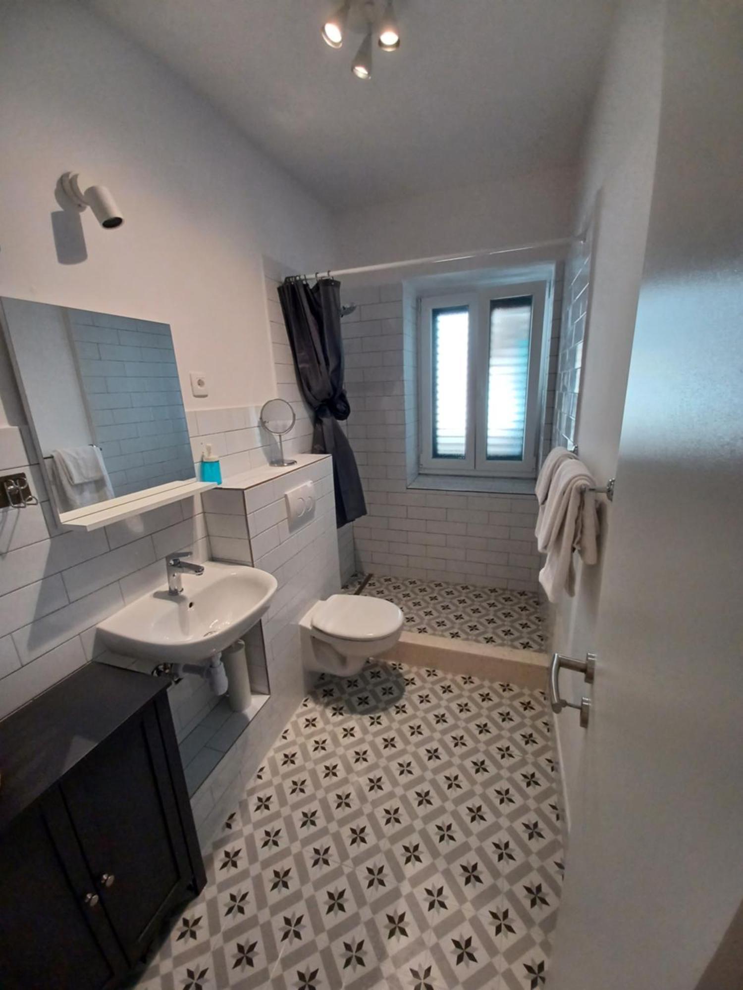 Apartment Lilly With Amazing City View Χβαρ Εξωτερικό φωτογραφία